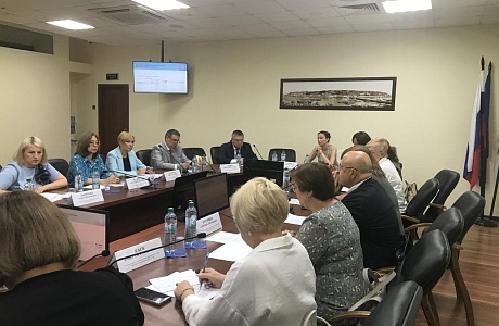 Михаил Лисин принимает участие во Всероссийской конференции уполномоченных по защите прав предпринимателей Михаил Лисин принимает участие во Всероссийской конференции уполномоченных по защите прав предпринимателей
